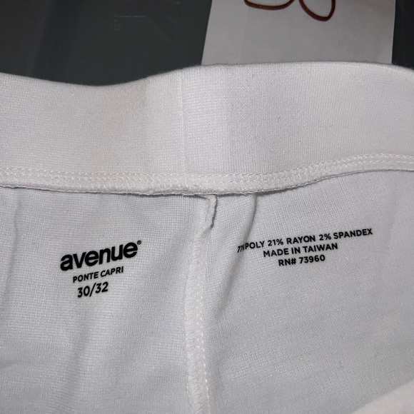 Avenue Forte Capri White Pants size 30/32 - Picture 6 of 6